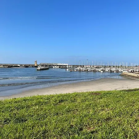 Lapa 84 - Seafront House Casa de Férias *