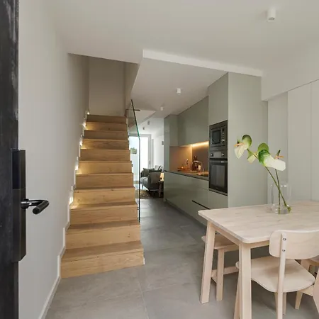 Lapa 84 - Seafront House *